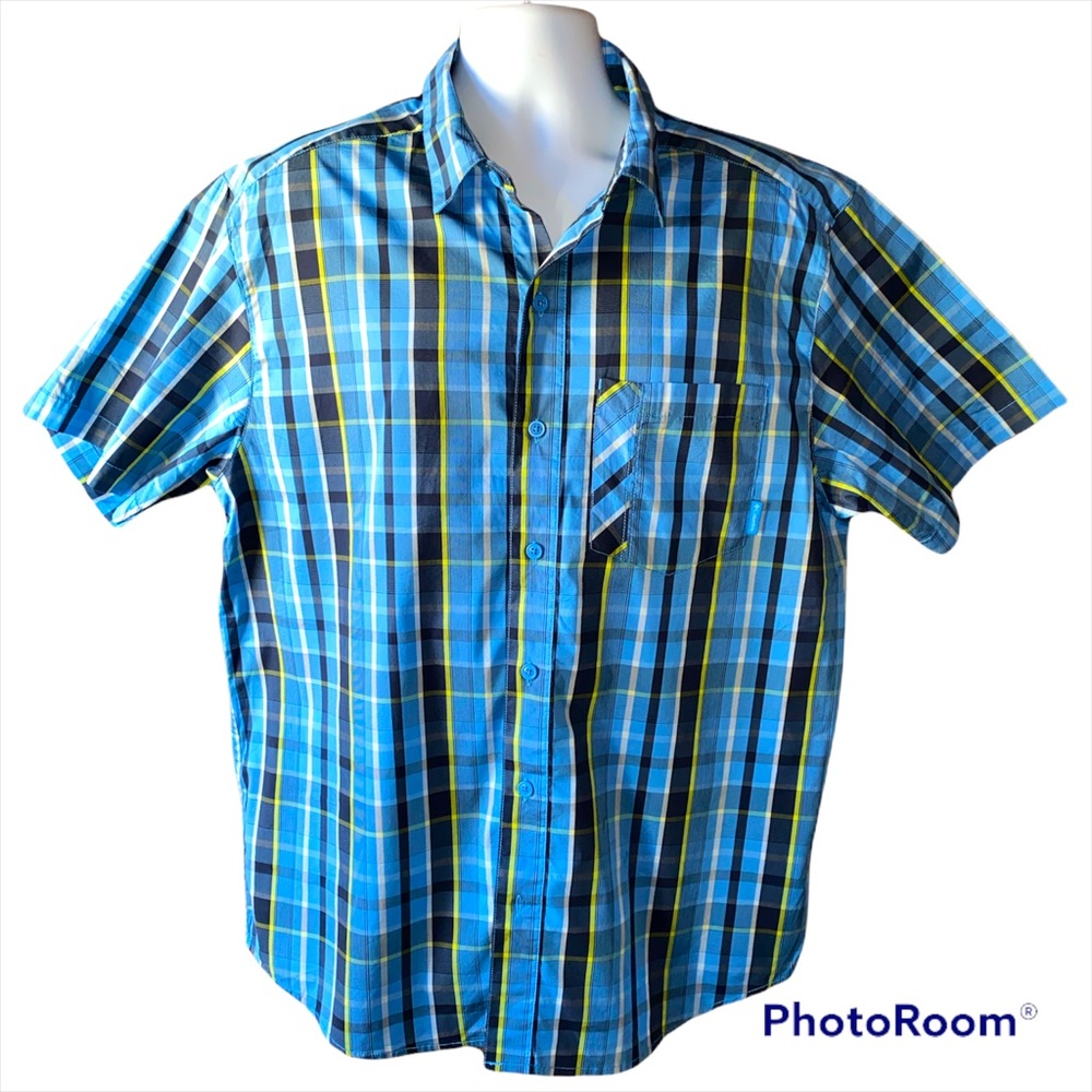 Columbia L Omni-Wick Advanced Evaporation Plaid Short Sleeve Button Up